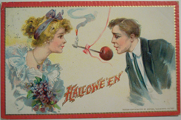 The Girl’s Guide to Halloween Parties